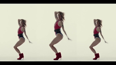 Click to view full size image
==============
Mel_C_-_Sweat_-01228.jpg Mel_C_-_Sweat_-01228.jpg