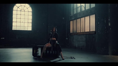 Click to view full size image
==============
Mel_C_-_Sweat_-01489.jpg Mel_C_-_Sweat_-01489.jpg