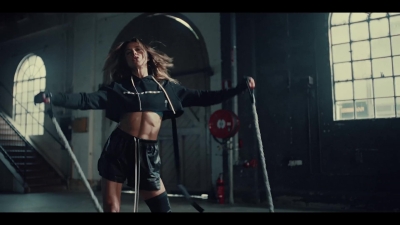 Click to view full size image
==============
Mel_C_-_Sweat_-01612.jpg Mel_C_-_Sweat_-01612.jpg