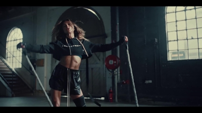 Click to view full size image
==============
Mel_C_-_Sweat_-01613.jpg Mel_C_-_Sweat_-01613.jpg