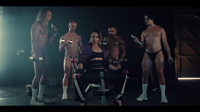 Click to view full size image
==============
Mel_C_-_Sweat_-01726.jpg Mel_C_-_Sweat_-01726.jpg