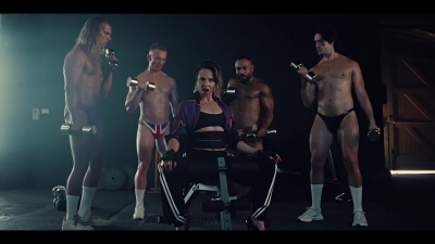 Click to view full size image
==============
Mel_C_-_Sweat_-01729.jpg Mel_C_-_Sweat_-01729.jpg