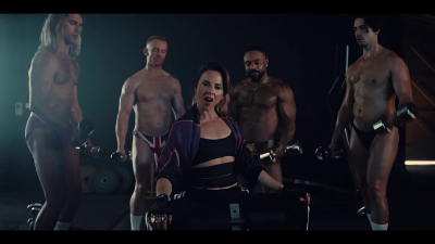 Click to view full size image
==============
Mel_C_-_Sweat_-01963.jpg Mel_C_-_Sweat_-01963.jpg