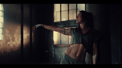 Click to view full size image
==============
Mel_C_-_Sweat_-02385.jpg Mel_C_-_Sweat_-02385.jpg