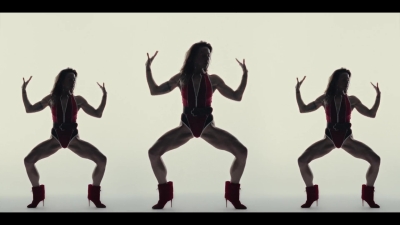 Click to view full size image
==============
Mel_C_-_Sweat_-02417.jpg Mel_C_-_Sweat_-02417.jpg