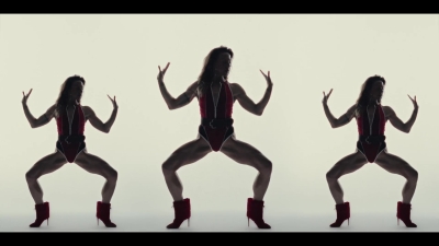 Click to view full size image
==============
Mel_C_-_Sweat_-02419.jpg Mel_C_-_Sweat_-02419.jpg