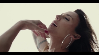 Click to view full size image
==============
Mel_C_-_Sweat_-02534.jpg Mel_C_-_Sweat_-02534.jpg