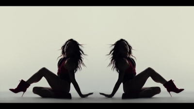 Click to view full size image
==============
Mel_C_-_Sweat_-02762.jpg Mel_C_-_Sweat_-02762.jpg