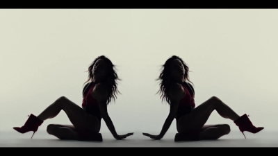 Click to view full size image
==============
Mel_C_-_Sweat_-02763.jpg Mel_C_-_Sweat_-02763.jpg