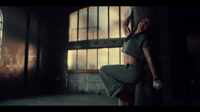 Click to view full size image
==============
Mel_C_-_Sweat_-02785.jpg Mel_C_-_Sweat_-02785.jpg