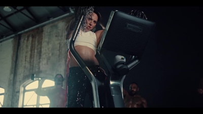 Click to view full size image
==============
Mel_C_-_Sweat_-02883.jpg Mel_C_-_Sweat_-02883.jpg