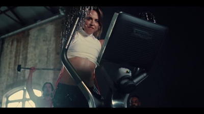 Click to view full size image
==============
Mel_C_-_Sweat_-02902.jpg Mel_C_-_Sweat_-02902.jpg