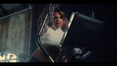 Click to view full size image
==============
Mel_C_-_Sweat_-02913.jpg Mel_C_-_Sweat_-02913.jpg