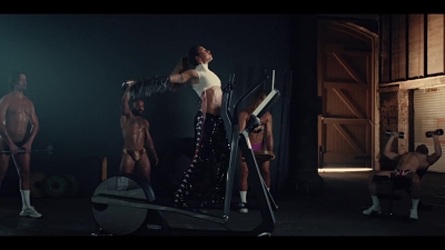 Click to view full size image
==============
Mel_C_-_Sweat_-03027.jpg Mel_C_-_Sweat_-03027.jpg