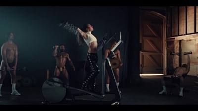 Click to view full size image
==============
Mel_C_-_Sweat_-03034.jpg Mel_C_-_Sweat_-03034.jpg