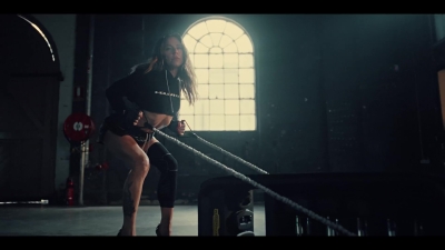 Click to view full size image
==============
Mel_C_-_Sweat_-03351.jpg Mel_C_-_Sweat_-03351.jpg