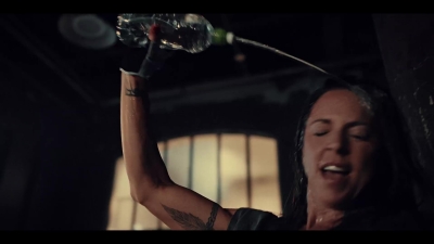 Click to view full size image
==============
Mel_C_-_Sweat_-03666.jpg Mel_C_-_Sweat_-03666.jpg