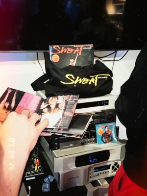 Mel_C_-_SWEAT_LA_Preview_Signing_2026_28429.jpg