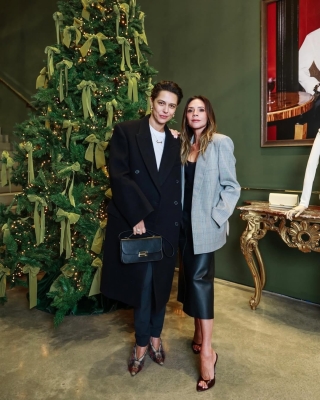 Click to view full size image
==============
Victoria_-_Dover_Street_2025_28229.jpg Victoria_-_Dover_Street_2025_28229.jpg