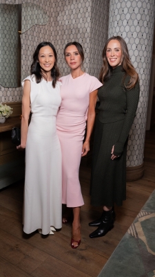 Click to view full size image
==============
Victoria_-_Victoria_Beckham_Netflix_NY_Premiere2025_281629.jpg Victoria_-_Victoria_Beckham_Netflix_NY_Premiere2025_281629.jpg