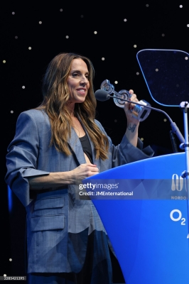 Click to view full size image
==============
Mel_C_-_Silver_Clef_Awards_-_Show2026_281829.jpg Mel_C_-_Silver_Clef_Awards_-_Show2026_281829.jpg