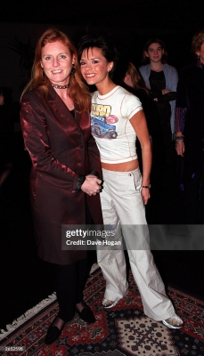 SG_-_Sarah_Ferguson_And_Her_Children_With_The_Spice_Girls1999_28429.jpg
