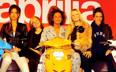 Click to view full size image
==============
SG_-_Aprilia_Promotional_Event1998_28529.jpg SG_-_Aprilia_Promotional_Event1998_28529.jpg