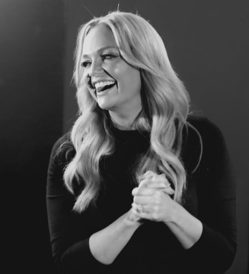 Emma_-_2019_-_Set_6.jpg