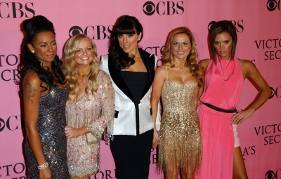 12th_Annual_Victoria_s_Secret_Fashion_Show_2007_2816329.jpg