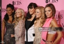 12th_Annual_Victoria_s_Secret_Fashion_Show_2007_283429.jpg
