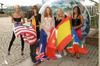 The_Spice_Girls_Reunion_Photo_Call_2007_2814029.jpg