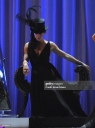 Performance_-_Victoria_s_Secret_Fashion_Show_2007_2865229.jpg